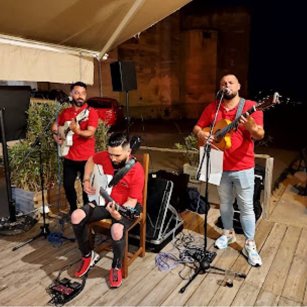 évènements - Concert Barjac - Évènement Barjac - Karaoké Barkac -Le Bistrot Des Amis - Restaurant BARJAC - meilleur restaurant BARJAC